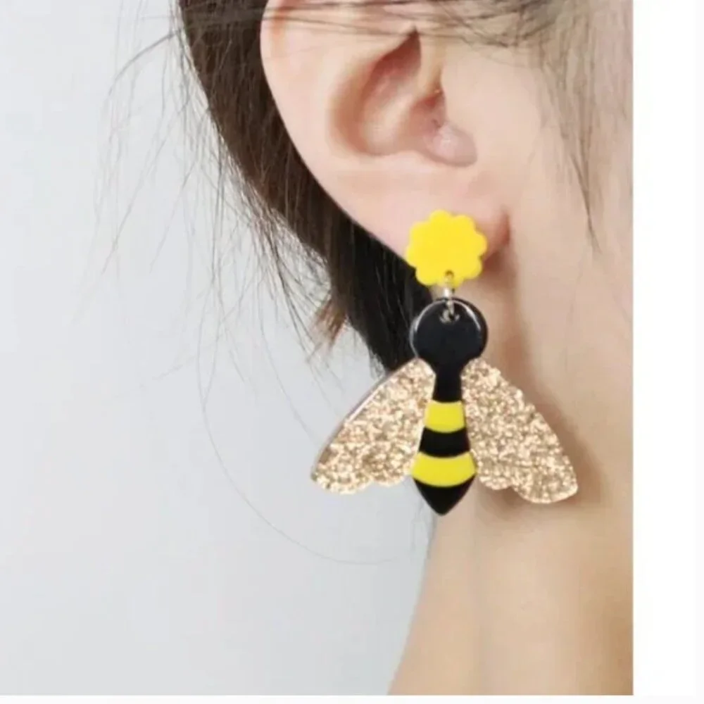 ⭐️❤️ FREE Bee Shimmer Glitter Bug Boho Peasant Hipster Hippie Art Farm Earrings